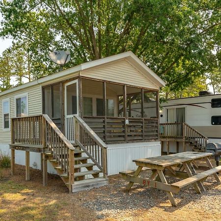 New Point Rv Resort Екстериор снимка